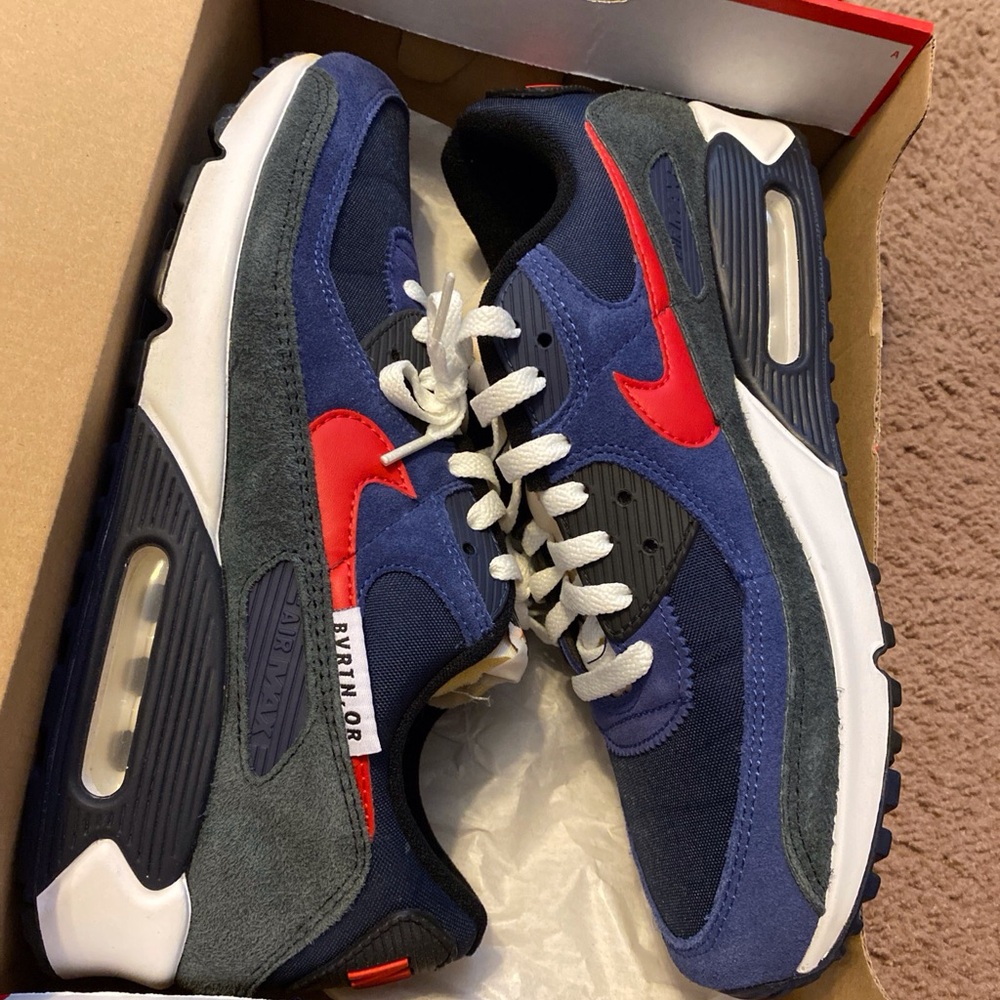 Nike Airmax 90 SE Runners Club size 11